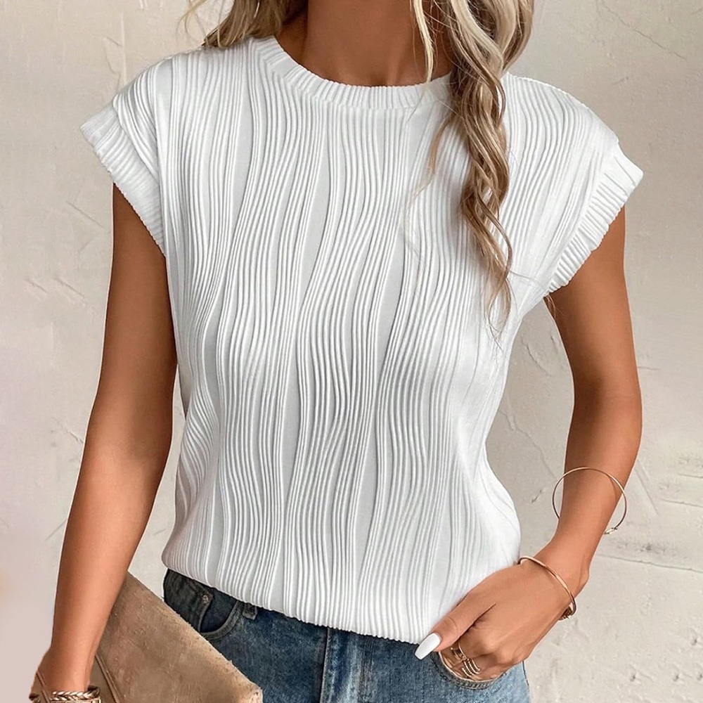 Elegant White Pleated Women's Top